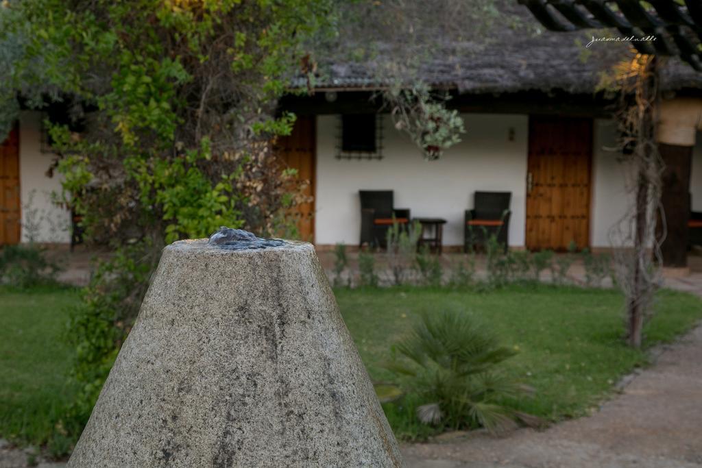 Hotel Ardea Purpurea Villamanrique De La Condesa Exterior foto